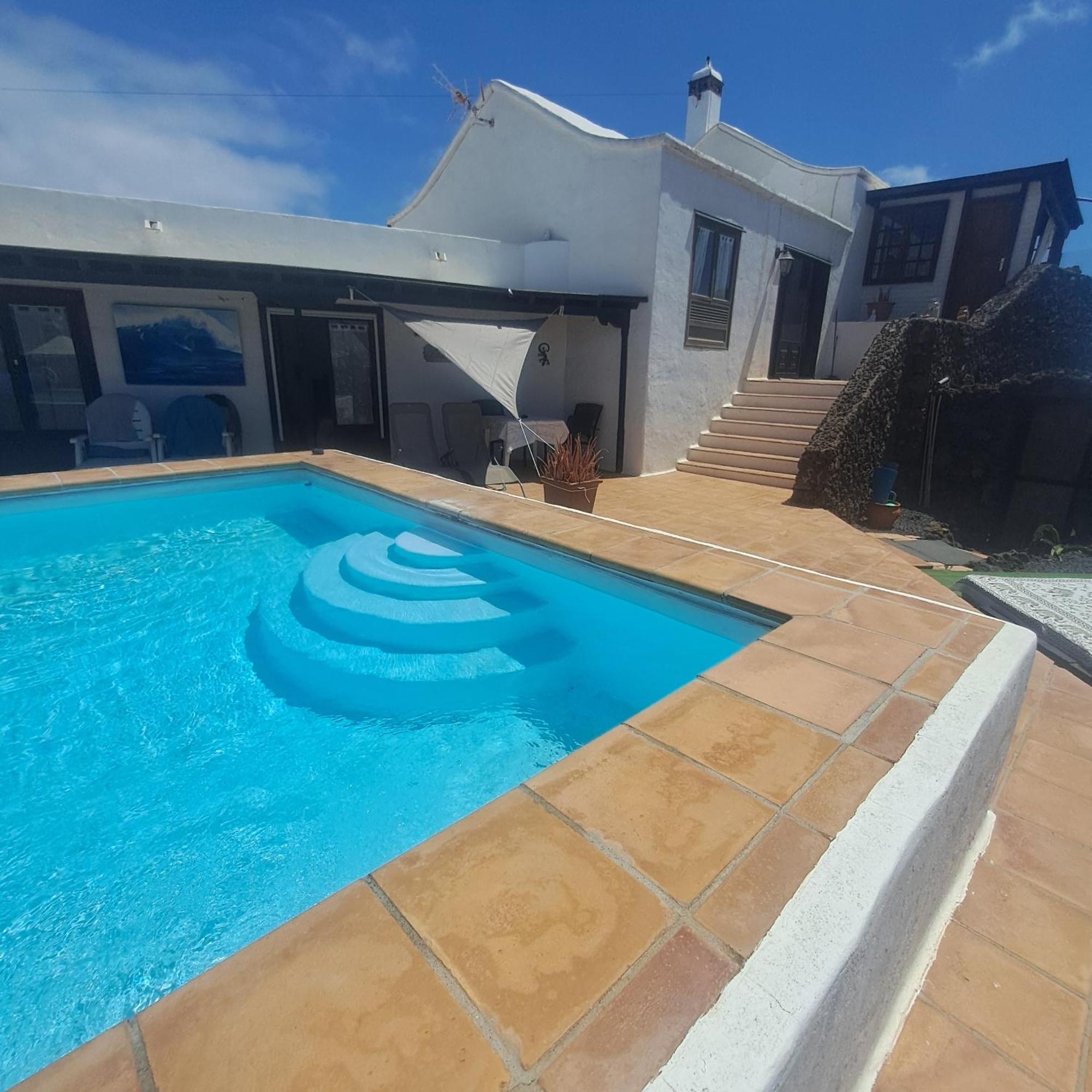 Tipica Lanzarote House Only Adults Bed & Breakfast Tias Exterior photo